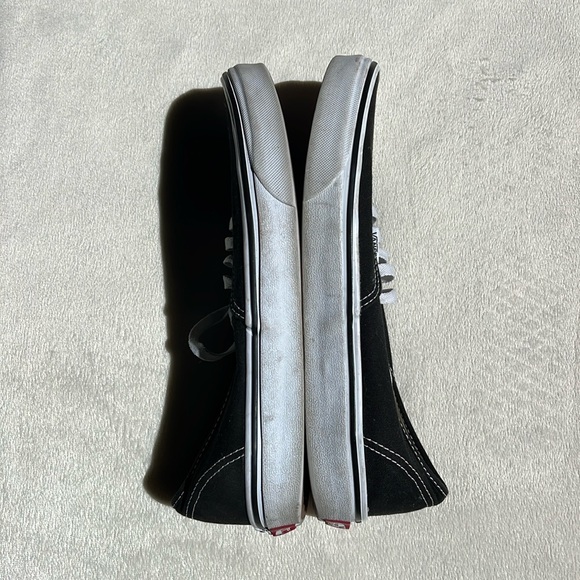 Vans Lace Up Size 9 (men) / 10.5 (women) - Picture 4 of 7